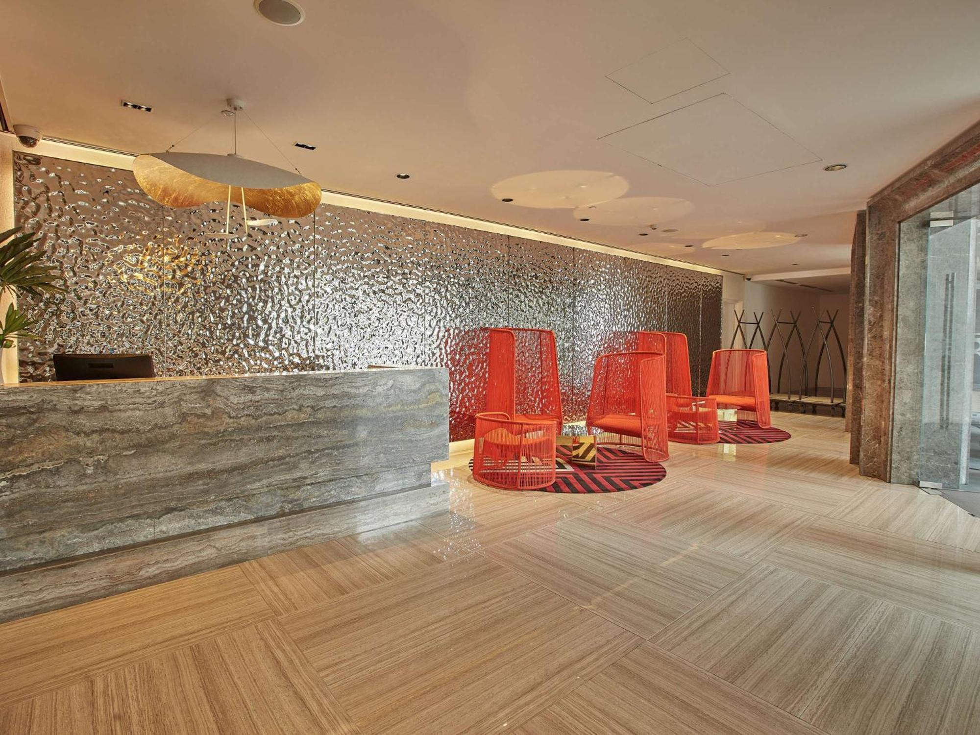Novotel Suites Manila At Acqua Mandaluyong Exteriör bild