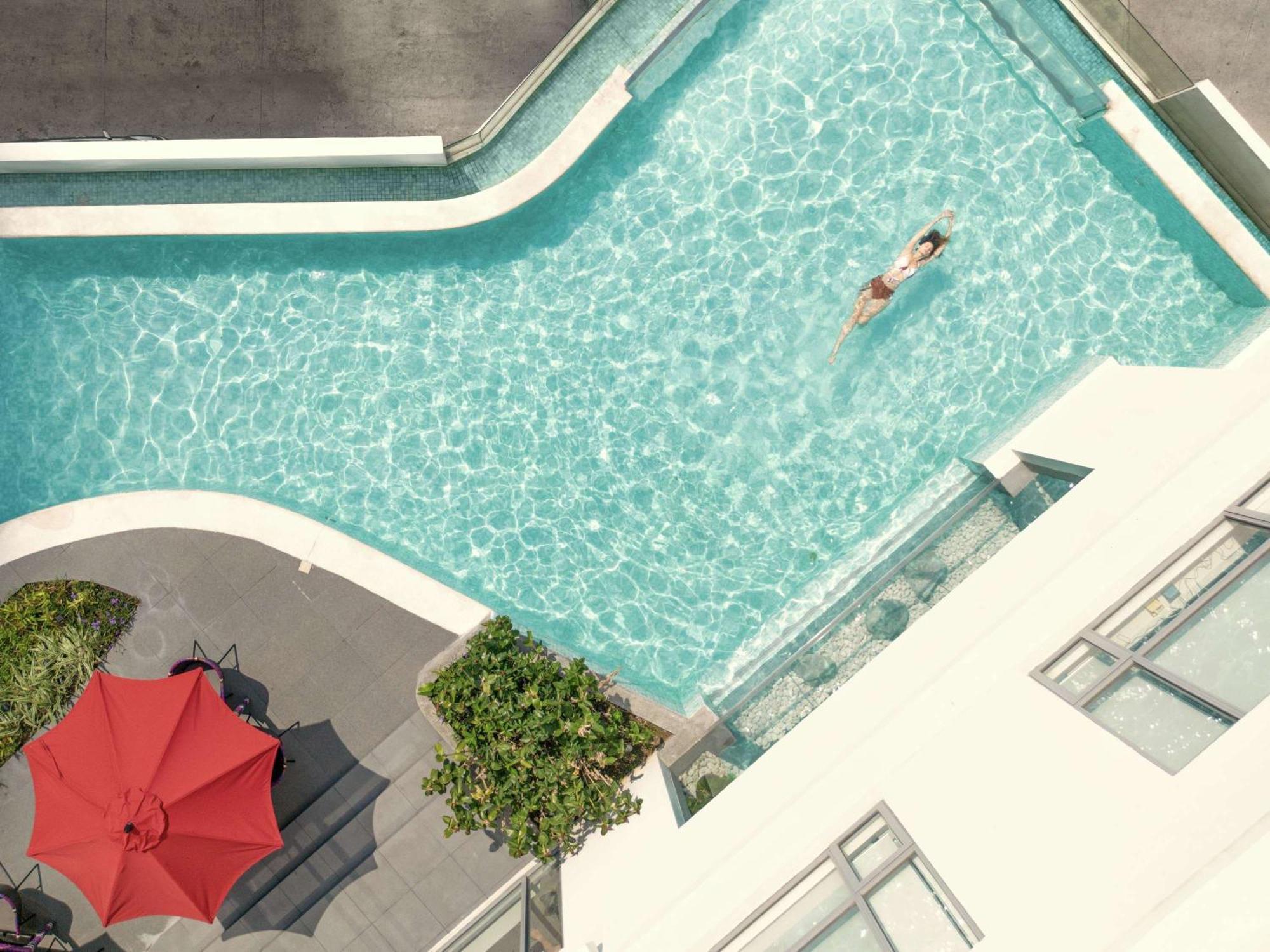 Novotel Suites Manila At Acqua Mandaluyong Exteriör bild